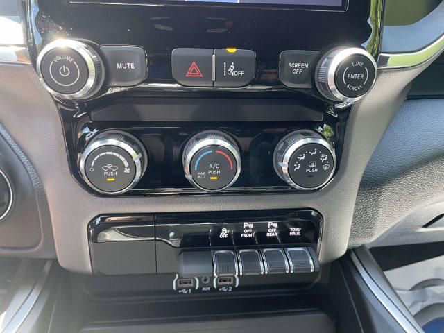 2026 Ram 1500 Express Crew Cab 4x4 57 Box