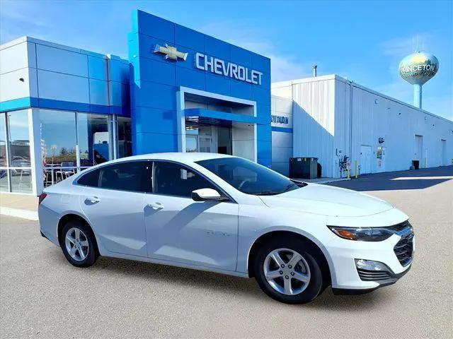 2023 Chevrolet Malibu FWD 1FL for sale in Princeton, MN