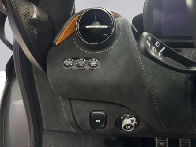2018 McLaren 720S Performance