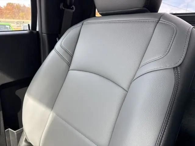 2026 Ram 3500 Tradesman Regular Cab 4x4 8' Box