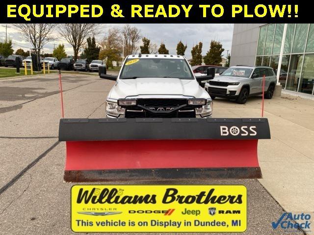 2020 RAM 2500 Tradesman Regular Cab 4X4 8 Box 2020 RAM 2500 Tradesman Regular Cab 4X4 8 Box