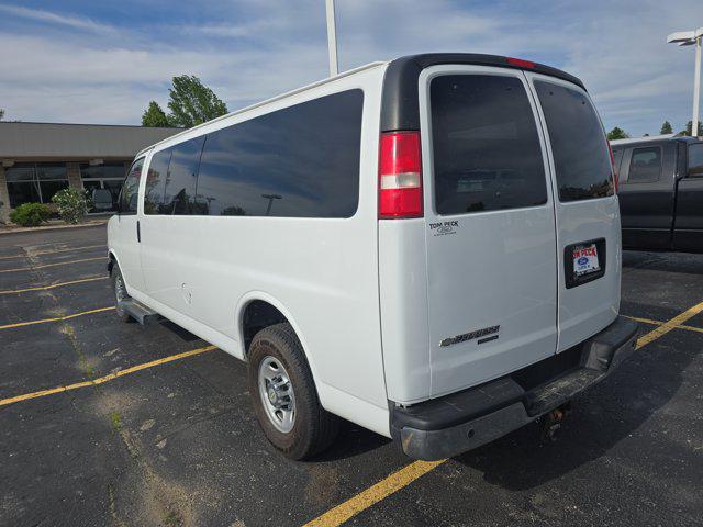 2016 Chevrolet Express LT