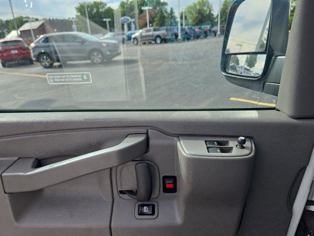 2016 Chevrolet Express LT