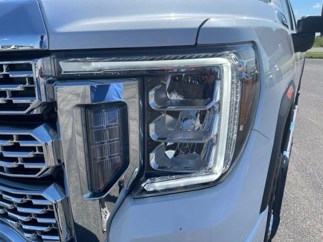 2023 GMC Sierra 2500HD 4WD Crew Cab Standard Bed Denali