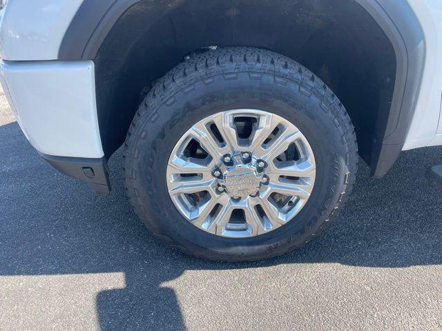 2023 GMC Sierra 2500HD 4WD Crew Cab Standard Bed Denali