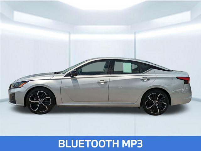 2023 Nissan Altima SR FWD