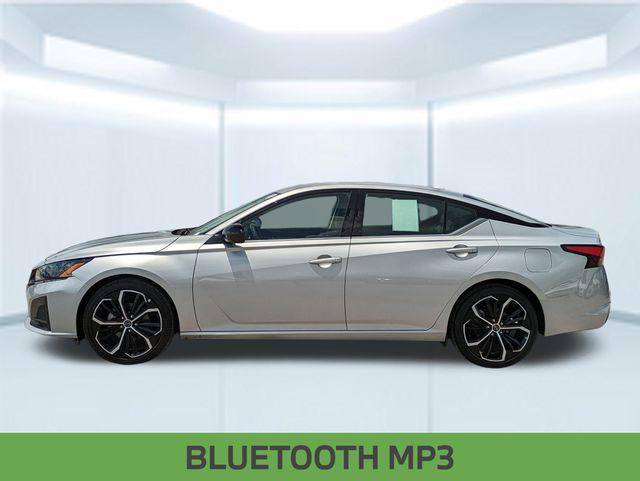 2023 Nissan Altima SR FWD