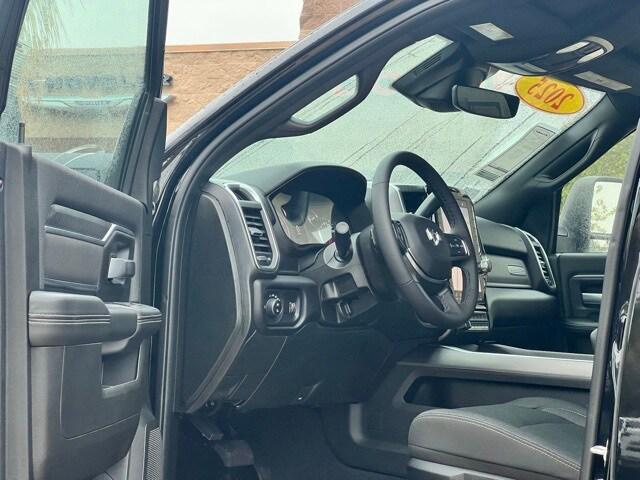 2025 RAM 2500 Big Horn Crew Cab 4x4 64 Box