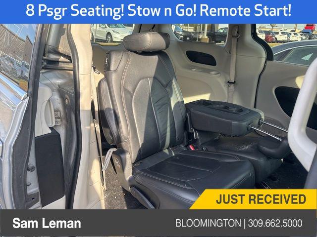 2017 Chrysler Pacifica Touring-L