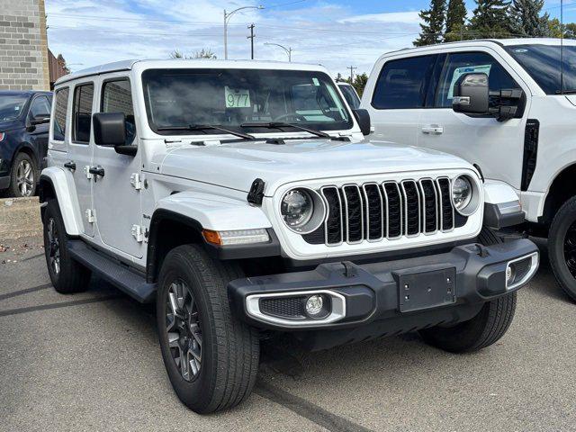 2024 Jeep Wrangler 4-Door Sahara 4x4