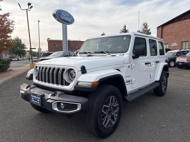 2024 Jeep Wrangler 4-Door Sahara 4x4
