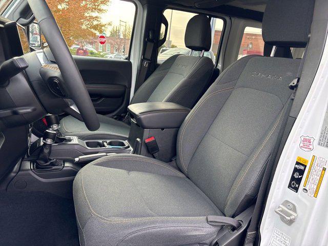 2024 Jeep Wrangler 4-Door Sahara 4x4