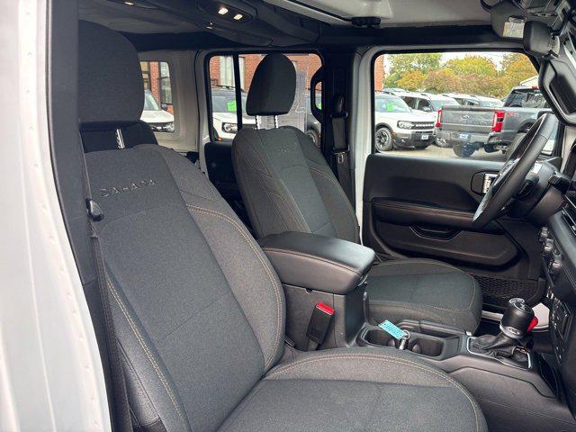 2024 Jeep Wrangler 4-Door Sahara 4x4