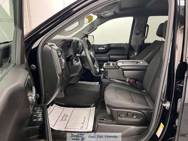 2022 Chevrolet Silverado 1500 4WD Crew Cab Short Bed Custom