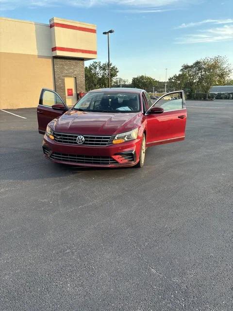 2017 Volkswagen Passat 1.8T R-Line