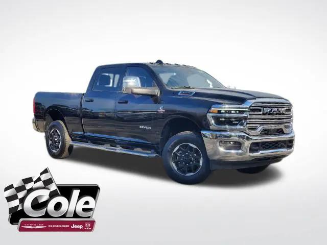 2025 RAM 3500 Laramie Crew Cab 4x4 64 Box