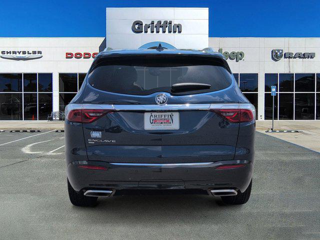 2023 Buick Enclave Premium AWD