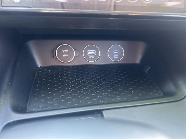 2025 Genesis G70 2.5T AWD
