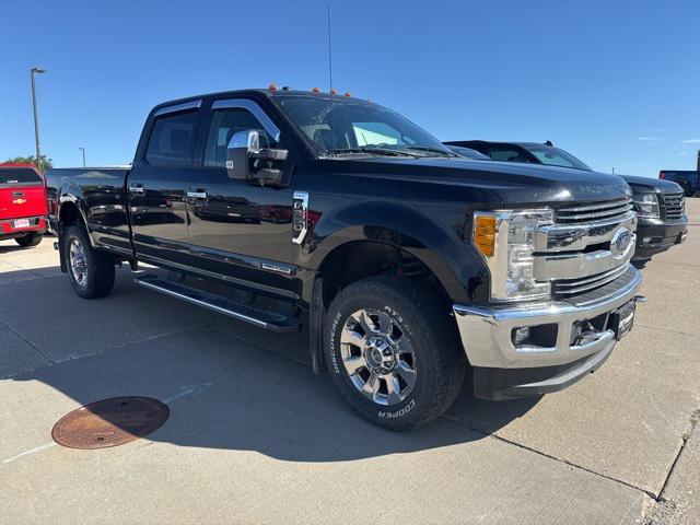 2017 Ford F-350 LARIAT 2017 Ford F-350 LARIAT