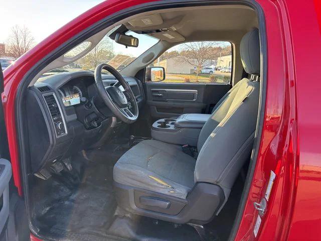 2014 RAM 2500 Tradesman 2014 RAM 2500 Tradesman