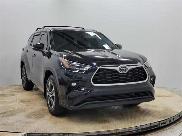2022 Toyota Highlander XLE 2022 Toyota Highlander XLE