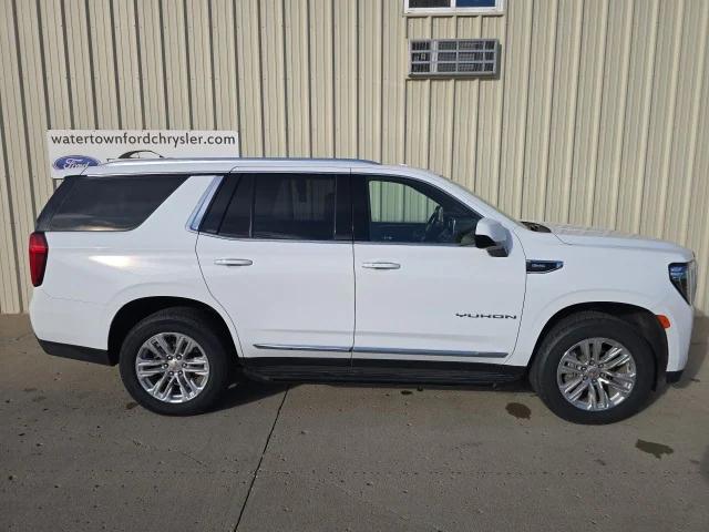 2024 GMC Yukon 4WD SLT