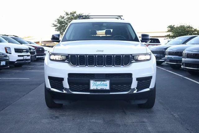 2022 Jeep Grand Cherokee L Laredo 4x4 2022 Jeep Grand Cherokee L Laredo 4x4