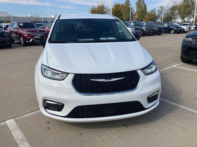 2024 Chrysler Pacifica Touring L 2024 Chrysler Pacifica Touring L