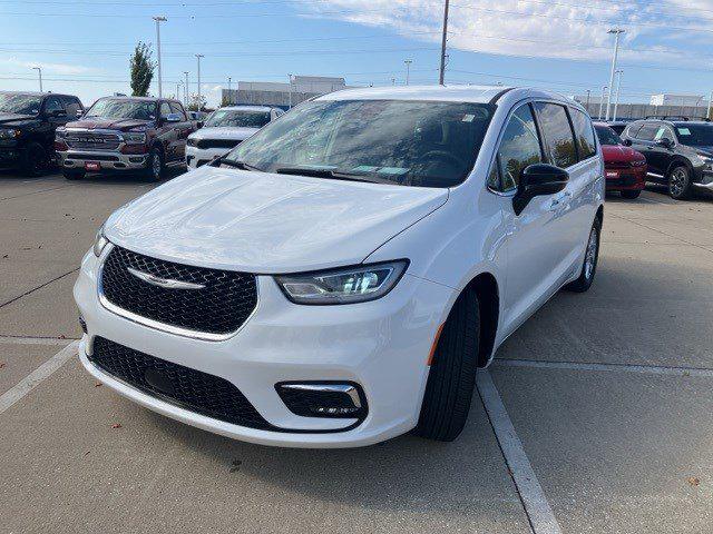 2024 Chrysler Pacifica Touring L 2024 Chrysler Pacifica Touring L