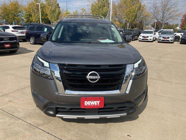 2024 Nissan Pathfinder Platinum 4WD 2024 Nissan Pathfinder Platinum 4WD