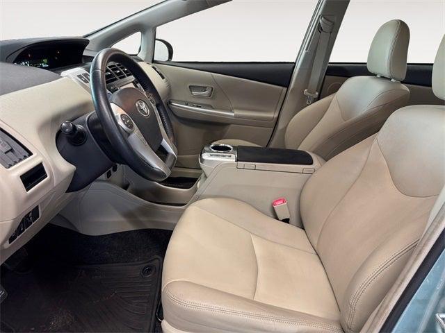 2014 Toyota Prius v Five