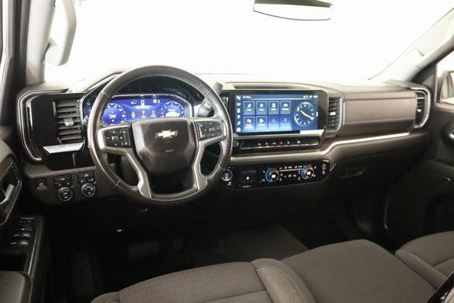2023 Chevrolet Silverado 1500 4WD Crew Cab Standard Bed LT