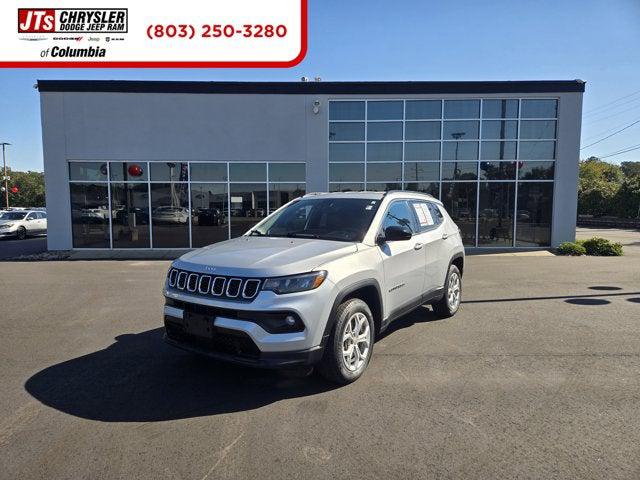 2024 Jeep Compass Latitude 4x4 2024 Jeep Compass Latitude 4x4