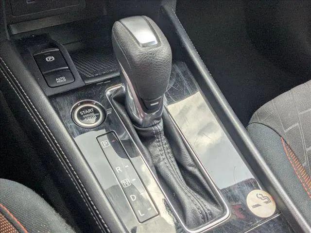 2024 Nissan Kicks SR Xtronic CVT