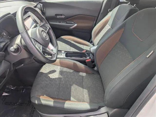 2024 Nissan Kicks SR Xtronic CVT