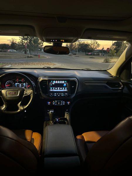 2017 GMC Acadia SLT-1