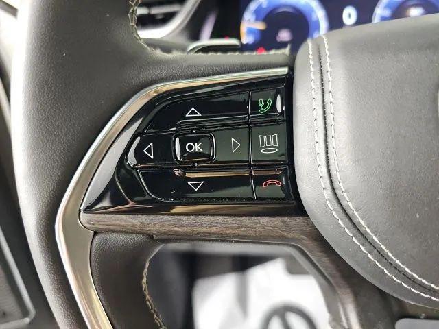 2023 Jeep Grand Cherokee Overland 4x4