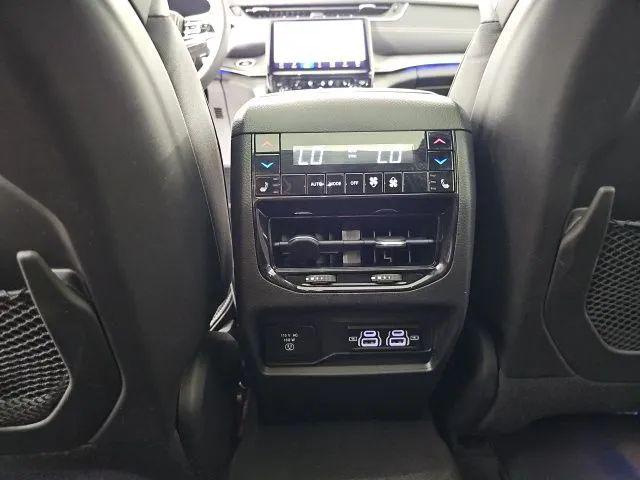 2023 Jeep Grand Cherokee Overland 4x4