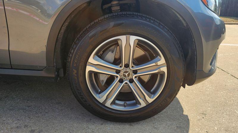 2019 Mercedes-Benz GLC 300