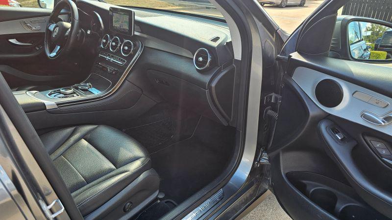 2019 Mercedes-Benz GLC 300