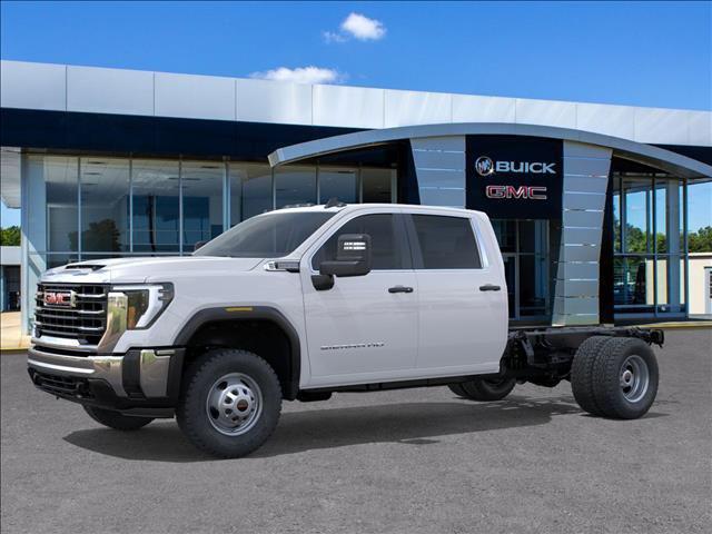 2025 GMC Sierra 3500HD Pro