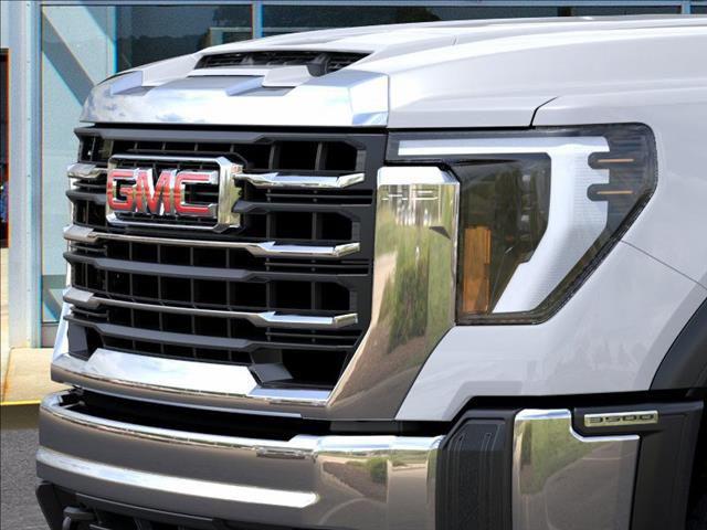 2025 GMC Sierra 3500HD Pro