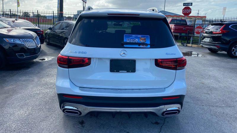 2021 Mercedes-Benz GLB 4MATIC