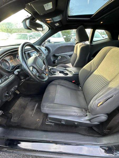 2015 Dodge Challenger SXT