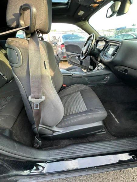 2015 Dodge Challenger SXT