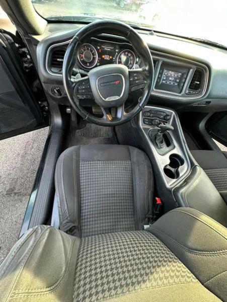 2015 Dodge Challenger SXT