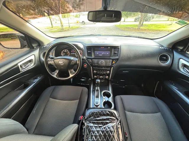 2019 Nissan Pathfinder SV