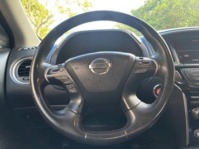2019 Nissan Pathfinder SV