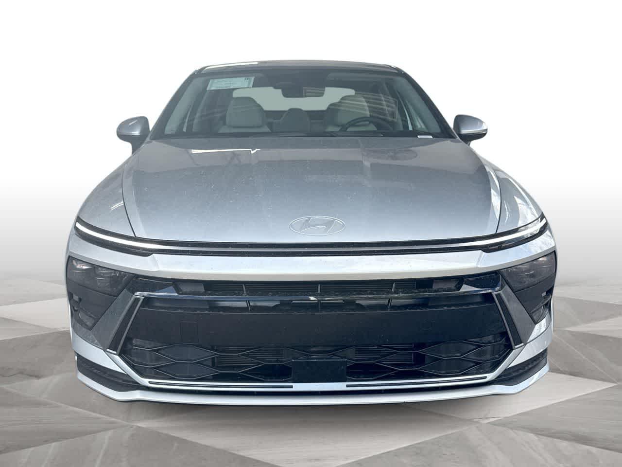 New 2026 Aero Silver Hyundai SE image 32