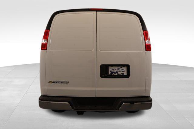 2025 Chevrolet Express Cargo Van RWD 2500 Regular Wheelbase WT